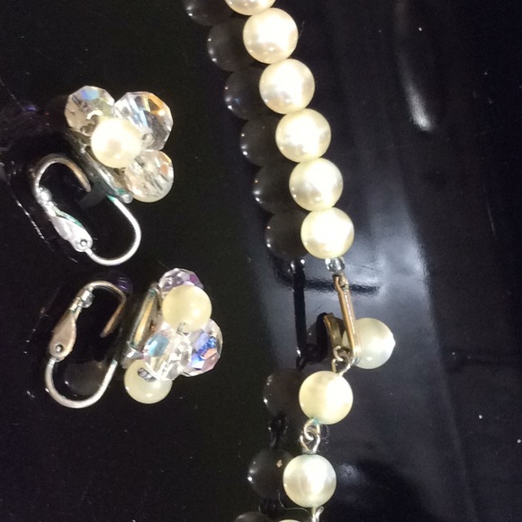 Vintage Iridescent Glass Beaded Necklace earrings - Picture 4 of 6